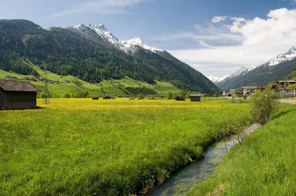 Haus Madeleine Lägenhet Neustift im Stubaital Exteriör bild