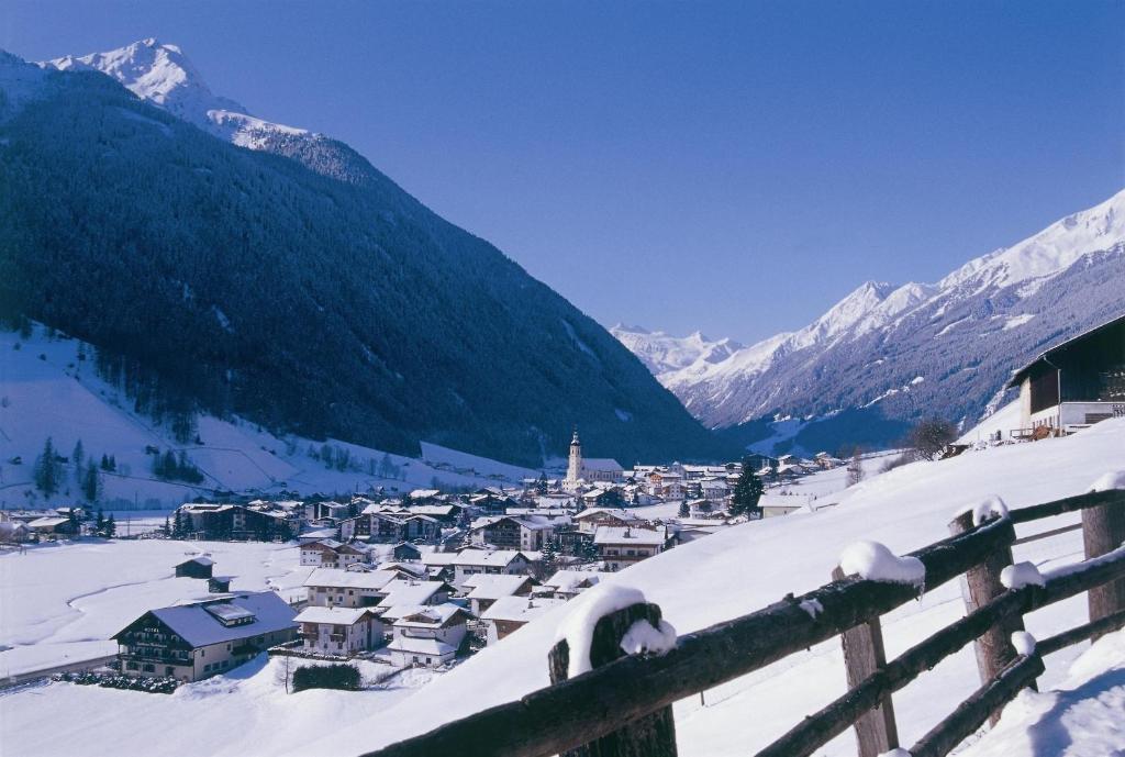 Haus Madeleine Lägenhet Neustift im Stubaital Exteriör bild